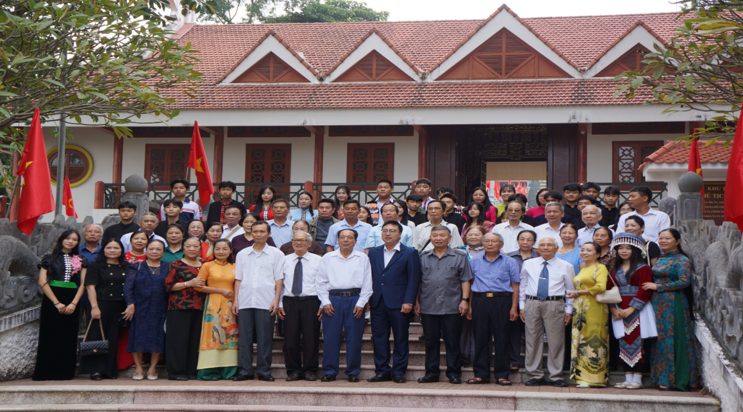 HÀNH TRÌNH TRI ÂN