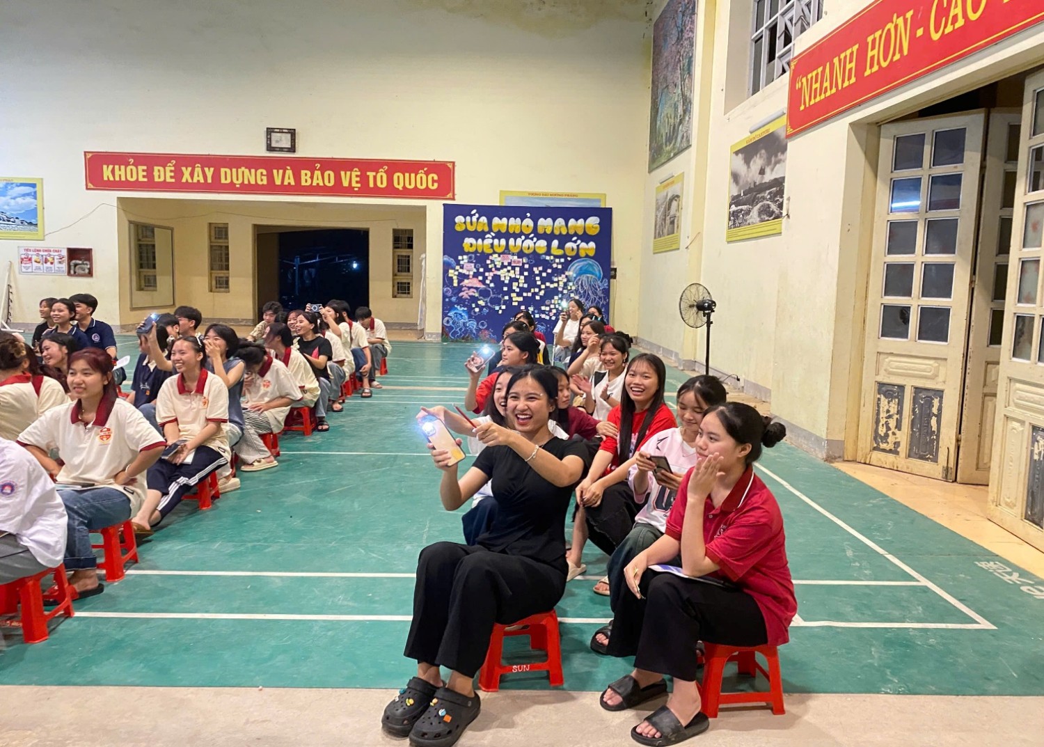Trường PTDTNT tỉnh Điện Biên đồng hành cùng các em học sinh lớp 12 trước kì thi tốt nghiệp THPT 2025