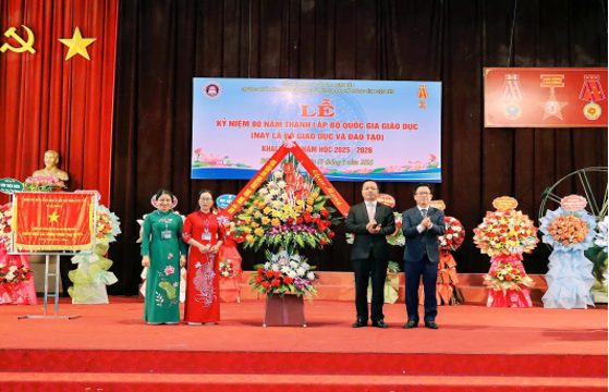 Rộn ràng ngày Khai giảng tại Trường Phổ thông DTNT THPT tỉnh Điện Biên