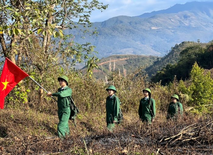 Hành trình trải nghiệm “Theo dấu chân người chiến sĩ Điện Biên”