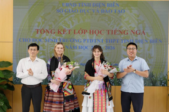Tổng kết lớp học tiếng Nga cho học sinh Trường PTDTNT THPT tỉnh Điện Biên: Mở ra cơ hội hội nhập quốc tế