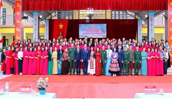 Trường PTDTNT THPT tỉnh Điện Biên Lá cờ đầu của ngành giáo dục