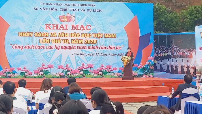 Phát biểu hưởng ứng Ngày Sách và Văn hóa đọc Việt Nam lần thứ 4 năm 2025 với chủ đề “Cùng sách bước vào kỷ nguyên vươn mình của dân tộc”.