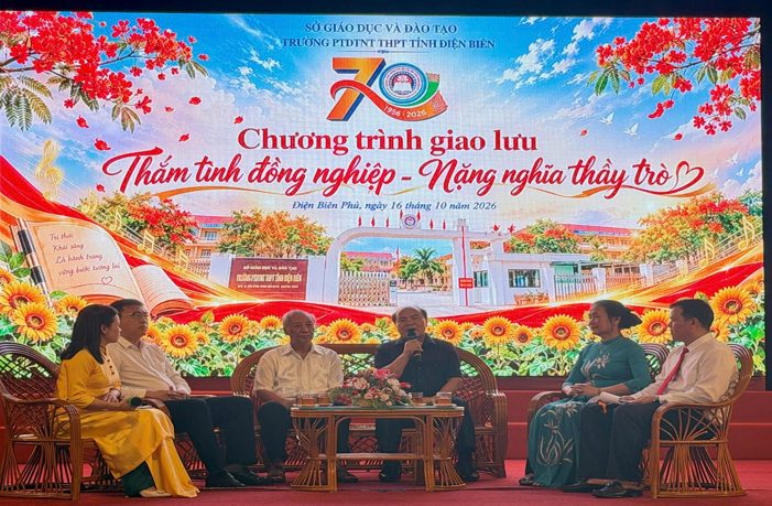 THẮM TÌNH ĐỒNG NGHIỆP, NẶNG NGHĨA THẦY TRÒ - NGÀY TRỞ VỀ ĐONG ĐẦY CẢM XÚC