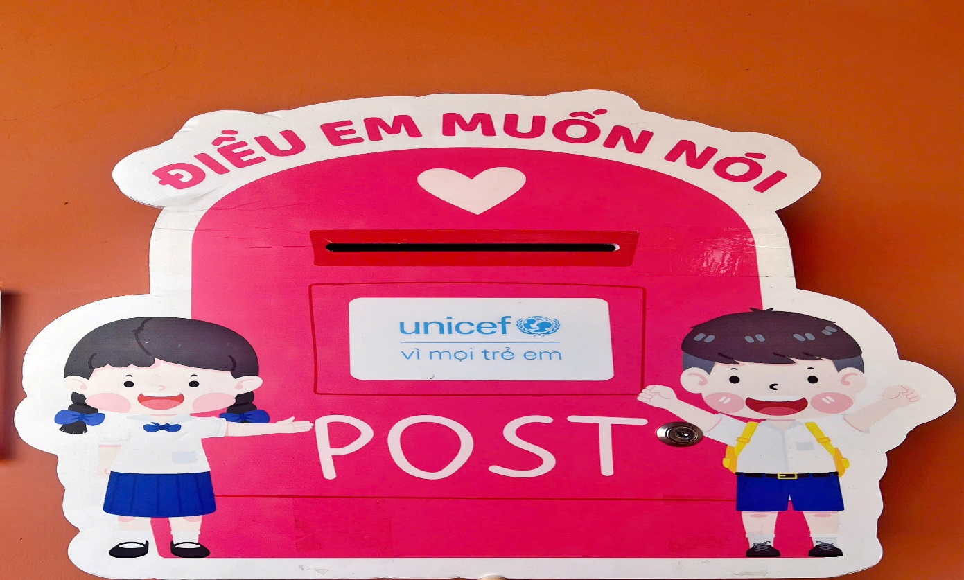 Tư vấn sức khỏe sinh sản vị thành niên cho học sinh khối 11